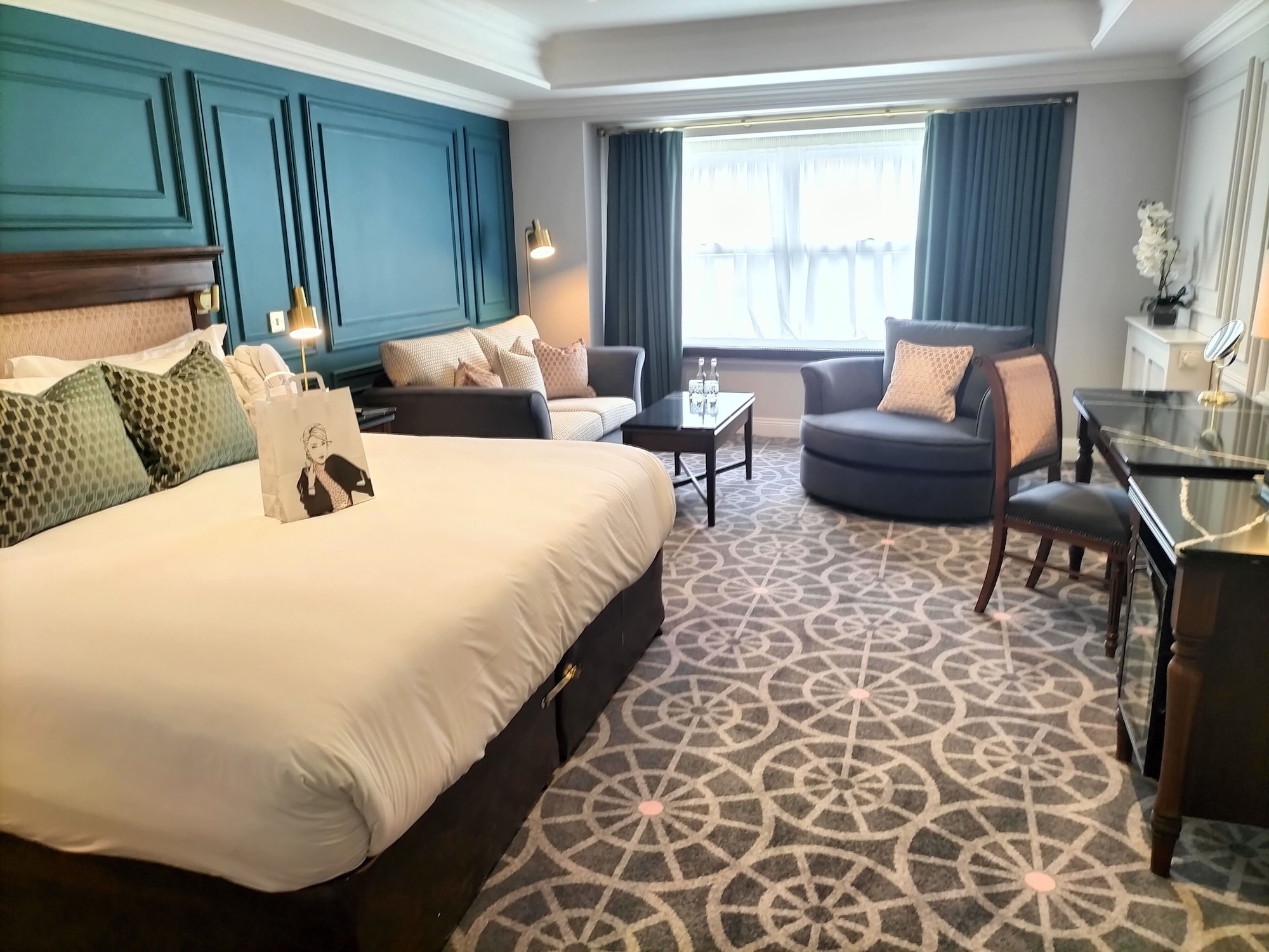 精致特大床套房