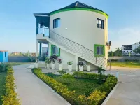 Sea-Front Suite - Sleeps 3 - Cape Point - Bakau Hotels in Bakau