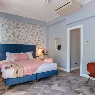 Double or Twin Room Bloom Hotel Rome Promo Code