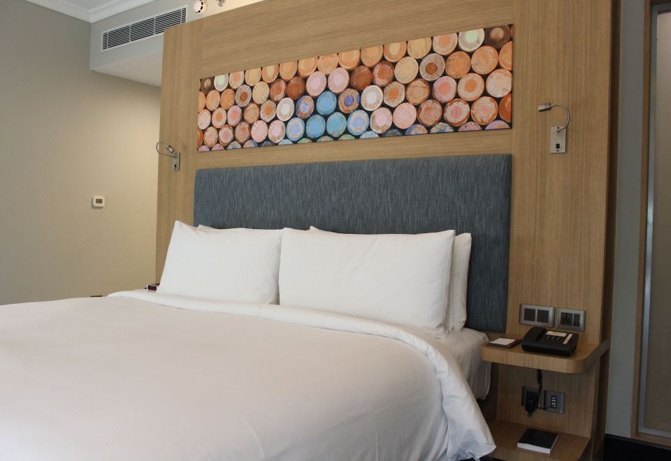 Aloft New Delhi AerocityAloft King Room Non smoking