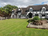 The Thatch Inn Hotel di Gloucester