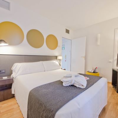 Habitacion Doble Aparthotel Atenea Valles Promo Code