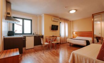 JCH Congreso Apartamentos - Housity