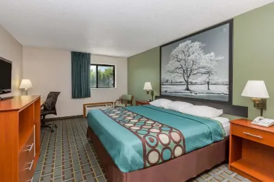 Super 8 by Wyndham Osceola IA Hotels in 