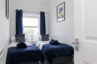 Two bed Apartment With Sea Views in Bognor Regis