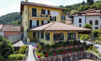Hotel BB Villa Orchidea - Housity