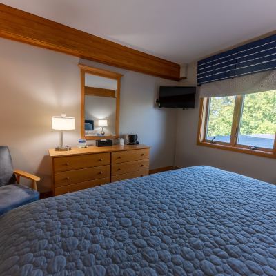 Standard King Room Sugarloaf Inn Promo Code