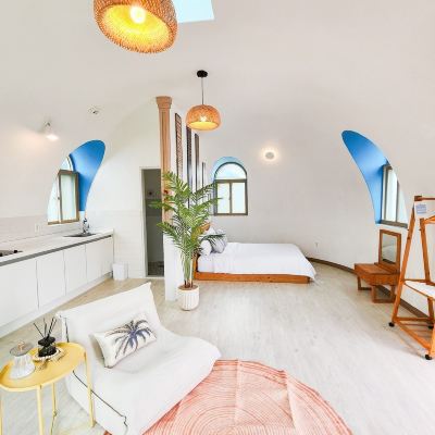 12-Person Accommodation 3 Buildings (14Py+15Py+17Py) 제주 올레돔 펜션 쿠폰