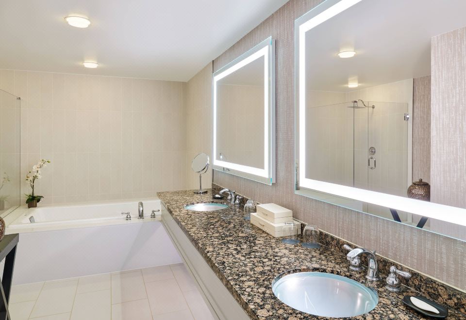 The Westin Westminster1 Bedroom Executive Suite, 1 King, Mountain View