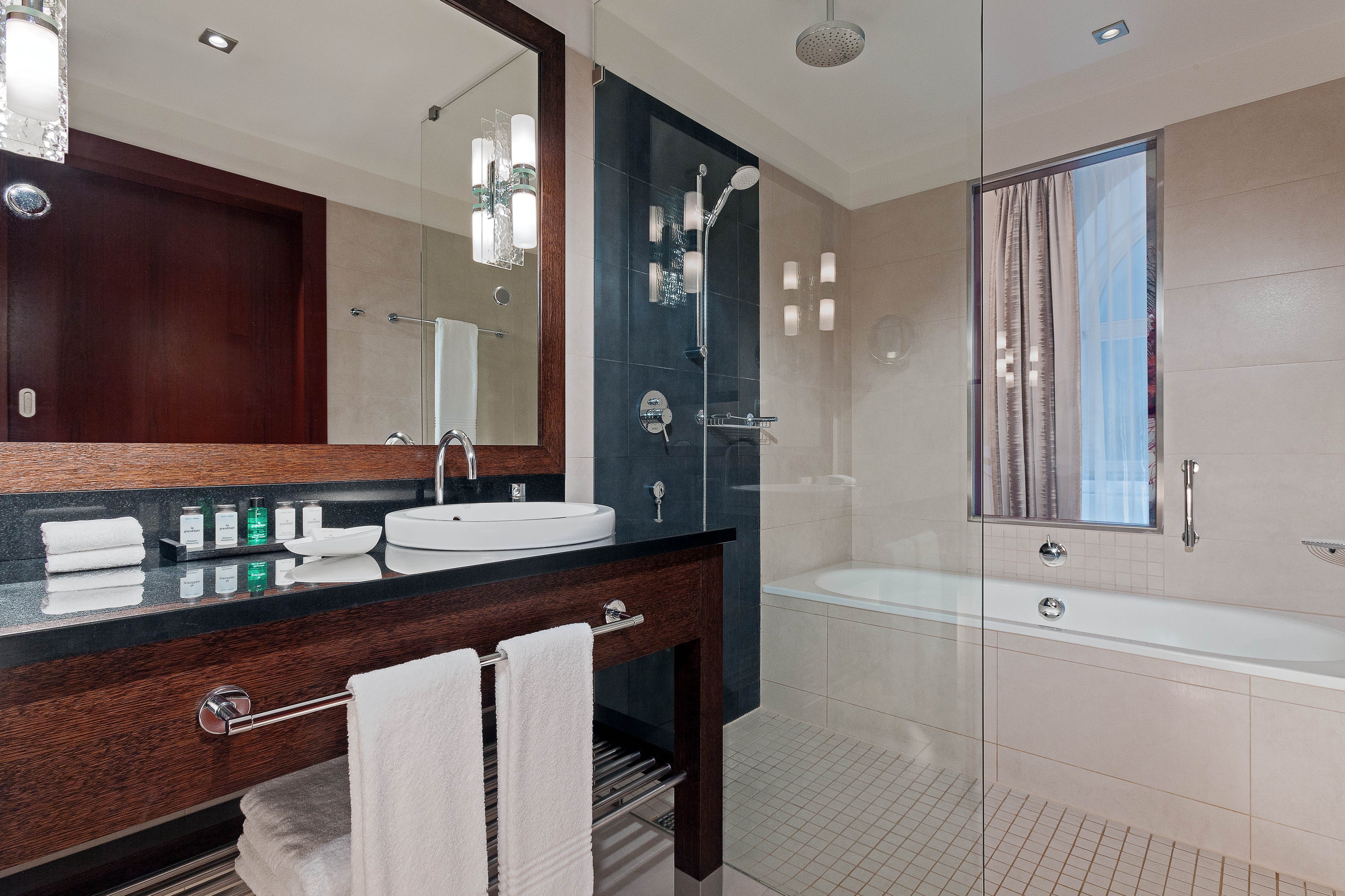 Gdansk 套房，俱樂部休息室及spa通行等級，帶陽臺