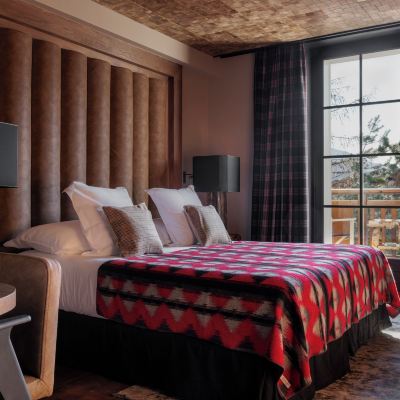 Deluxe Double Room Lodge Park Promo Code