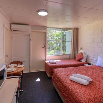 Motel Unit Queen & Single Motel Carnarvon Promo Code