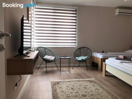 一卧室公寓（带阳台）