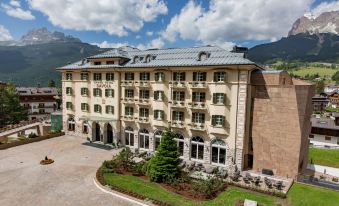 Grand Hotel Savoia Cortina D’Ampezzo, A Radisson C