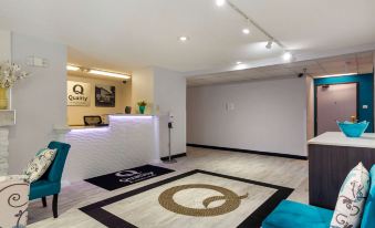 Quality Inn Lee - Lenox South - Housity
