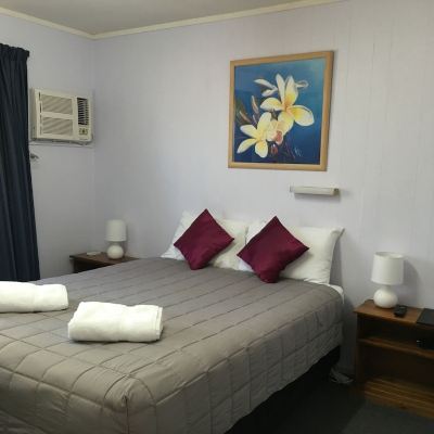 Standard Suite, 1 Double Bed, Non Smoking, Kitchenette