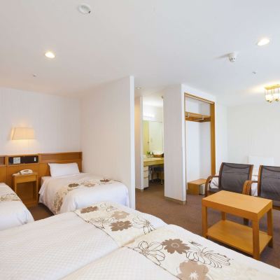 ラージファミリール ーム ホテル オーシャン那覇国際通り クーポン