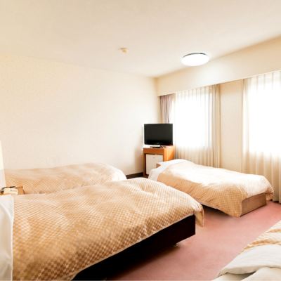 Standard Quadruple Room-Non-Smoking, 29 Square Meters 八代グランドホテル（HMIホテルグループ） クーポン