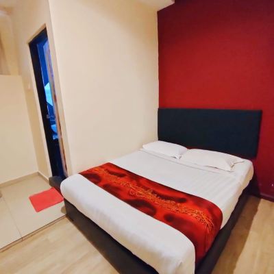 Deluxe King Room Without Window YTS Hotel Promo Code