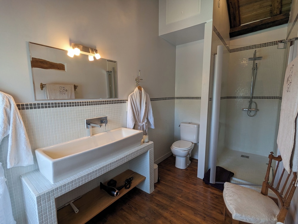 Triple Family Room With Garden View