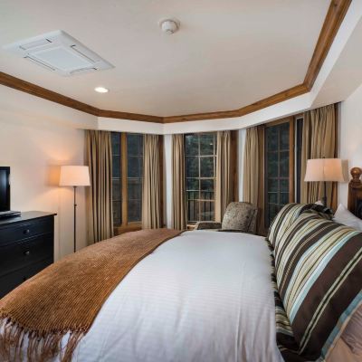 Three Bedroom Slopeside Condo (No Pets) Gravity Haus Vail Promo Code