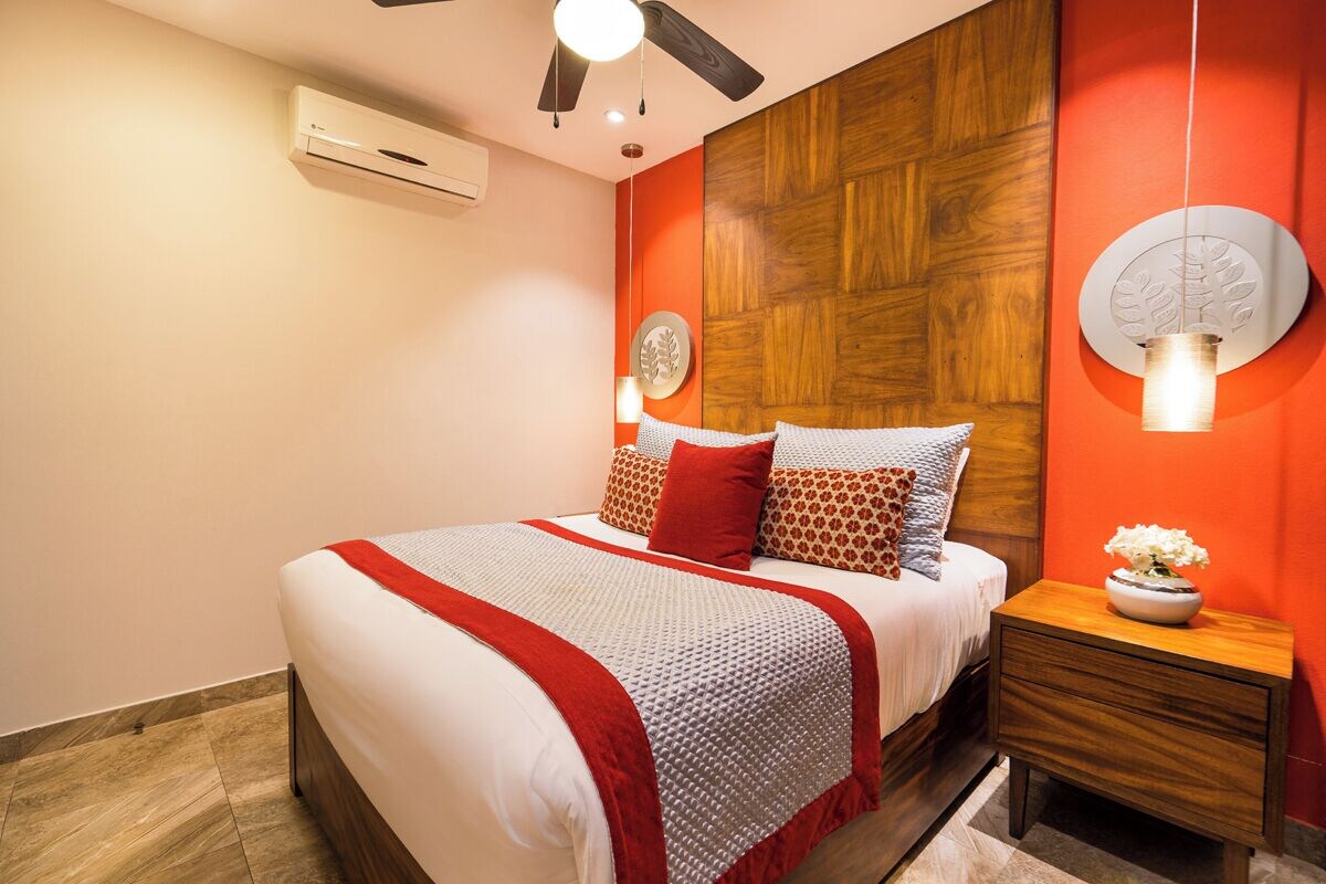 奢华套房， 2 间卧室， 部分海洋景观