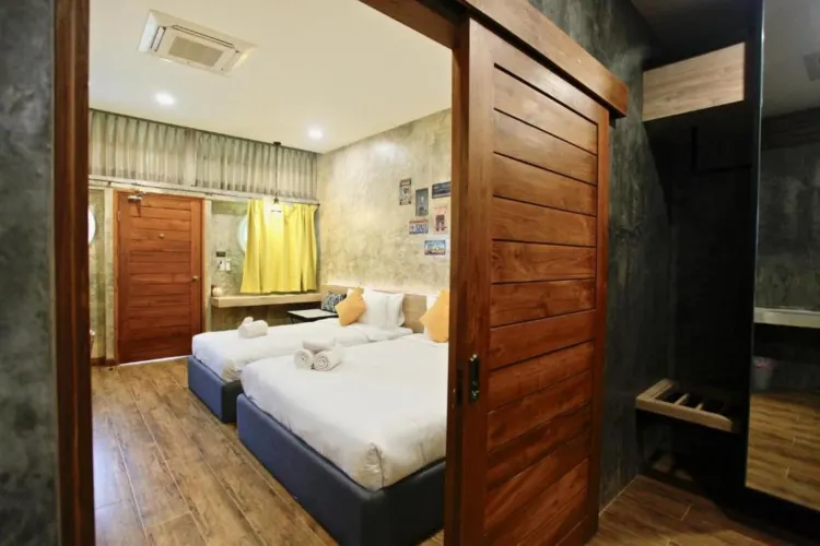 ห้องการ์เดนแฟมมิลี่