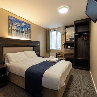 Family Room Stay Inn Manchester Promo Code