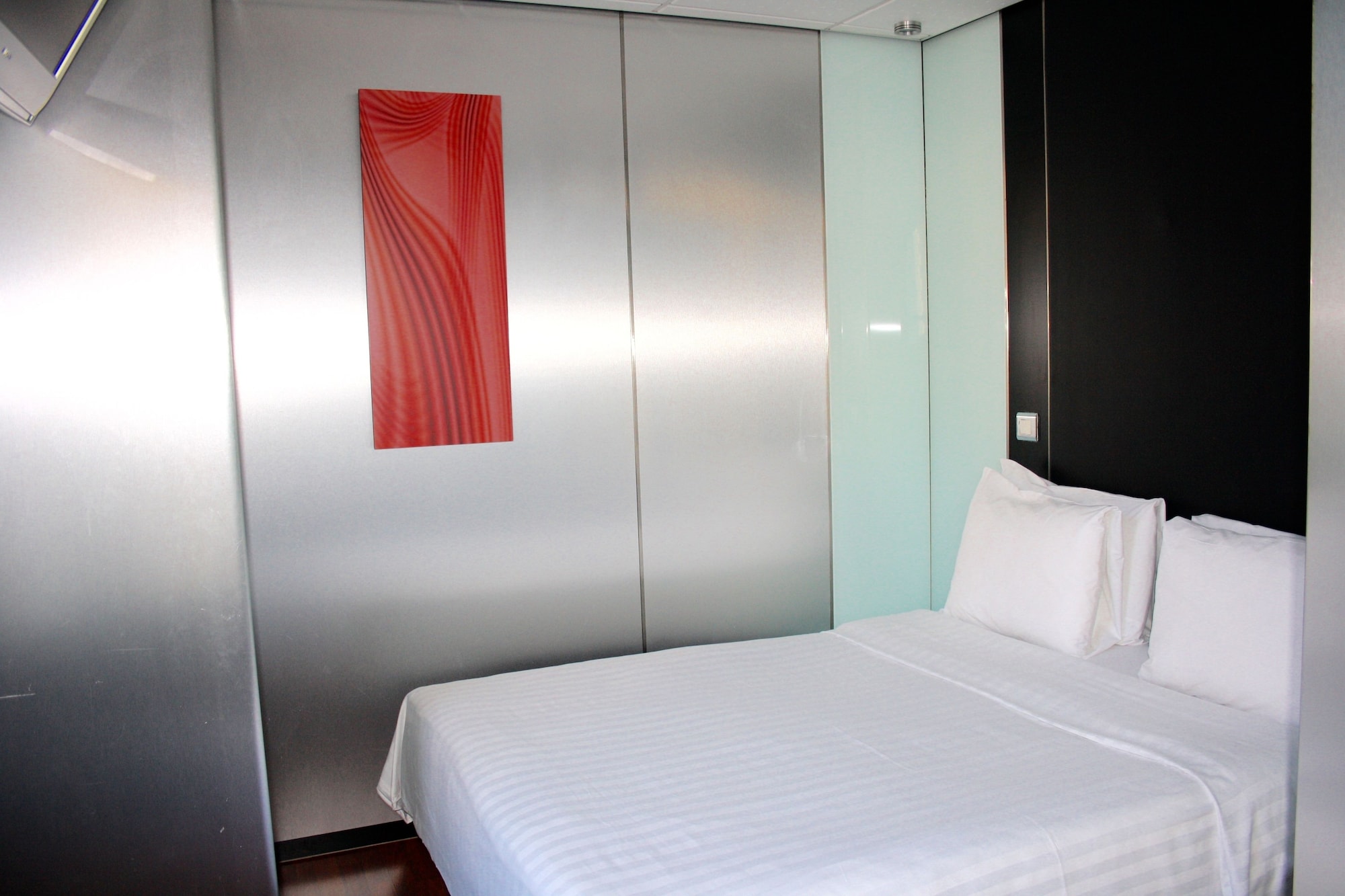 带小厨房的一卧室套房（Stylosuite V2.1）