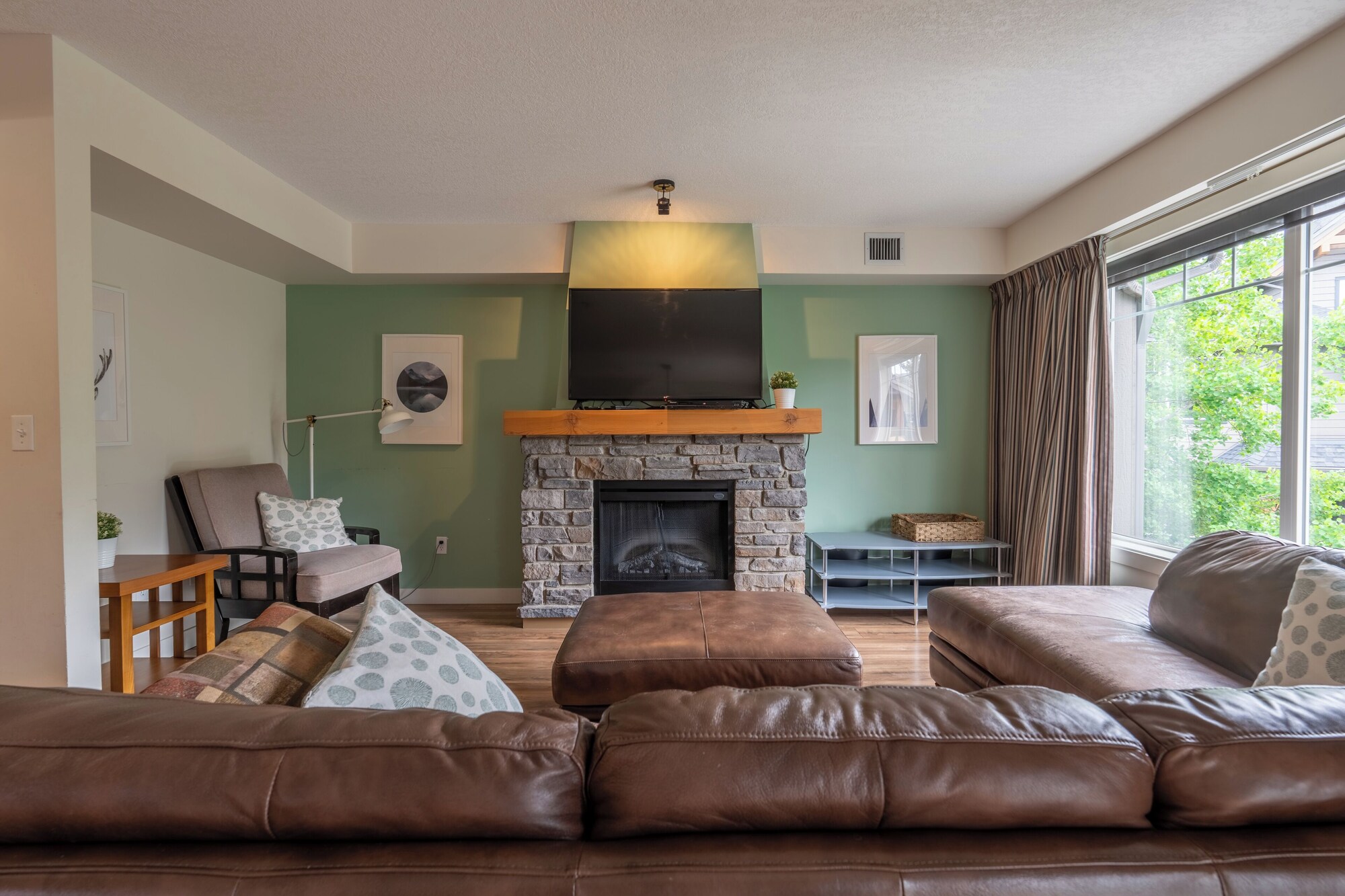 3207号两卧室带书房，两层