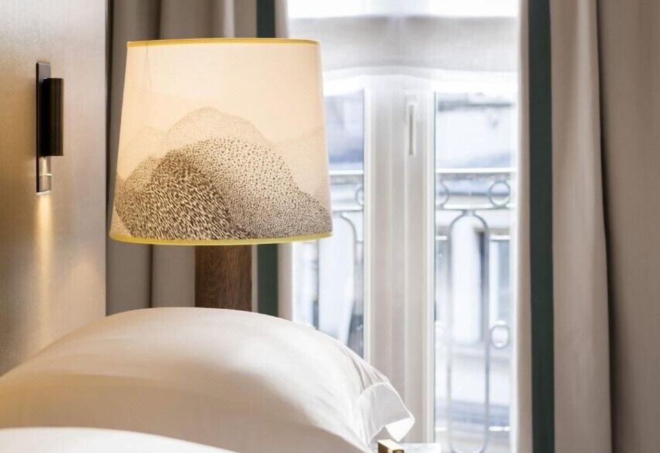 Hyatt Paris MadeleineDeluxe King Room With View
