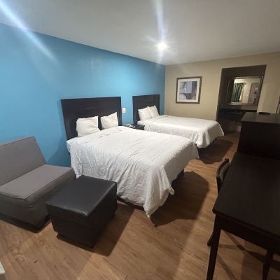 Deluxe Double Room-Non-Smoking Super 7 Promo Code