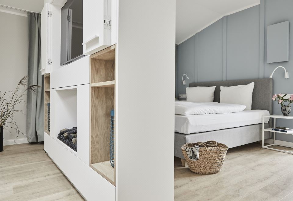 日出一室房含蒸汽浴和阳台