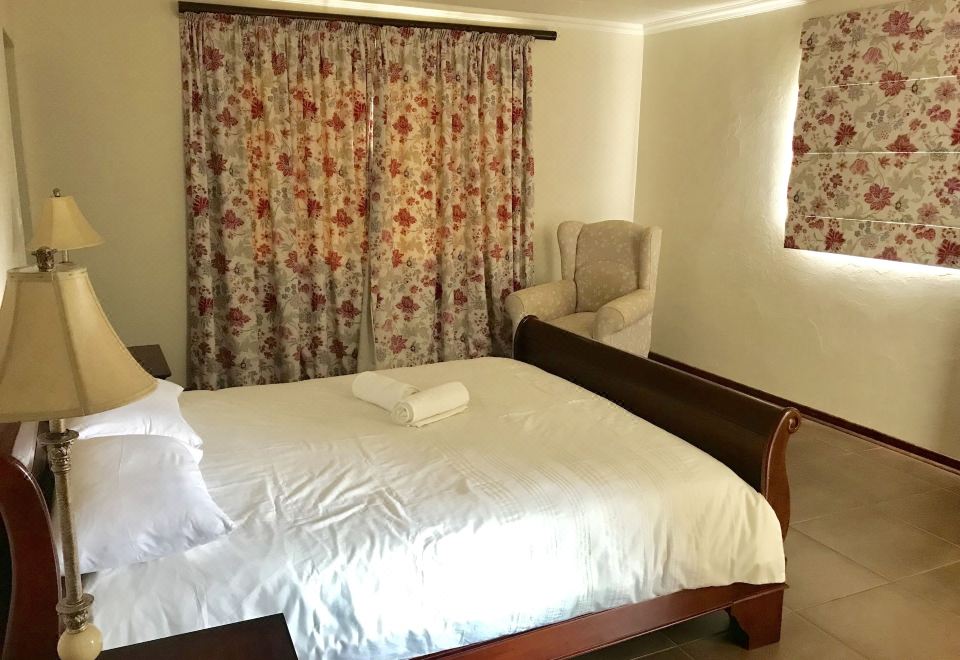 舒适木屋， 多张床， 无烟房