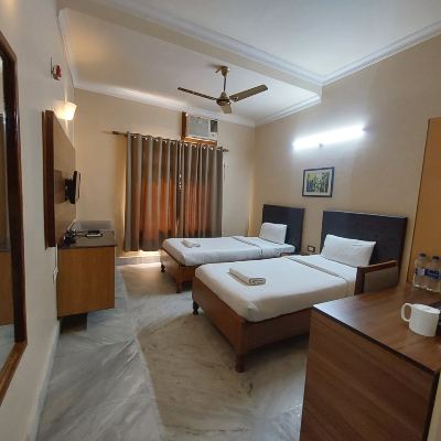 Deluxe Double Or Twin Room With City View Hotel Acacia Promo Code