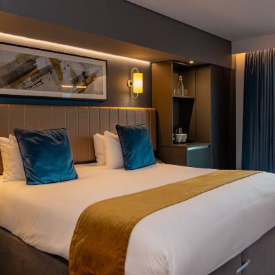Signature King Room Hotel La Tour Promo Code