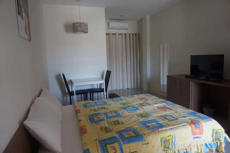 ห้องสแตนดาร์ด เตียงใหญ่ 1 เตียง