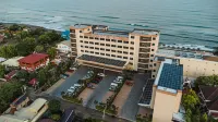 Awesome Hotel Hotel di 