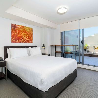 Standard Queen Room-Non-Smoking Terminus Apartment Hotel, Ascend Hotel Collection Promo Code