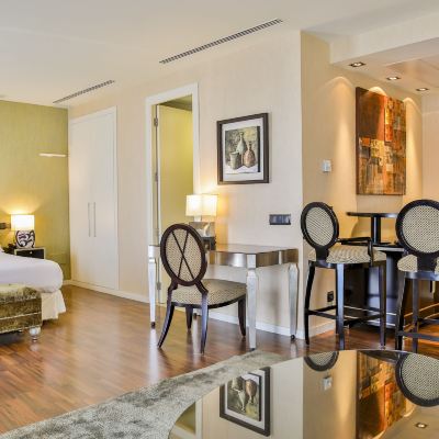 Suite Hotel 525 Promo Code