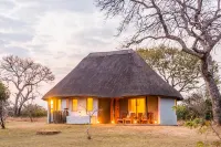 Mukambi Safari Lodge Hotels in 