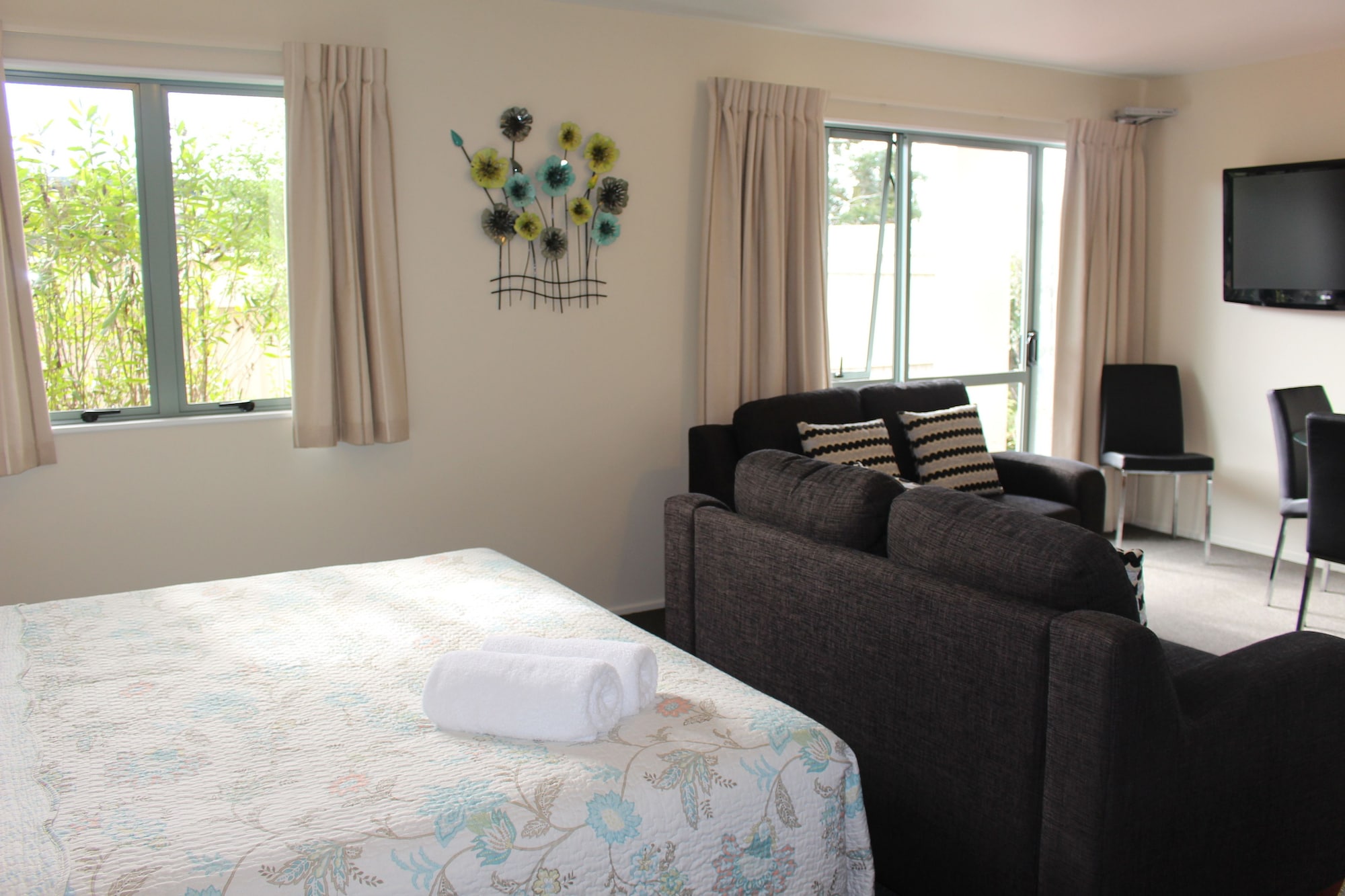 标准套房， 1 间卧室， 无烟房， 简易厨房