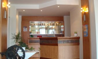 Hotel Maurerhansl - Housity