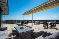 Hotel Dolphin - Adult Friendly