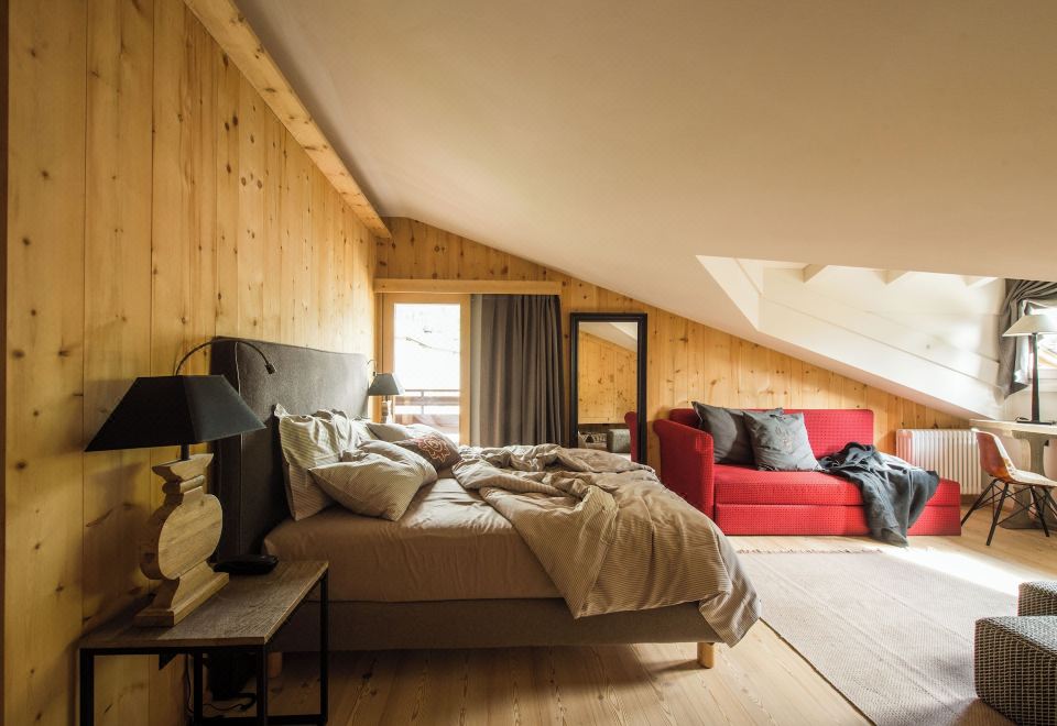 豪华双人或双床房（带阳台）