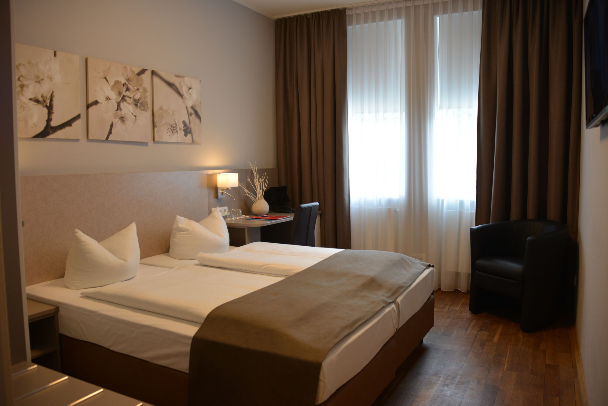 经济双人房（副楼、无电梯）