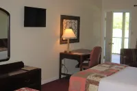 The Golf Inn at QC Resort and RV Hotels in 