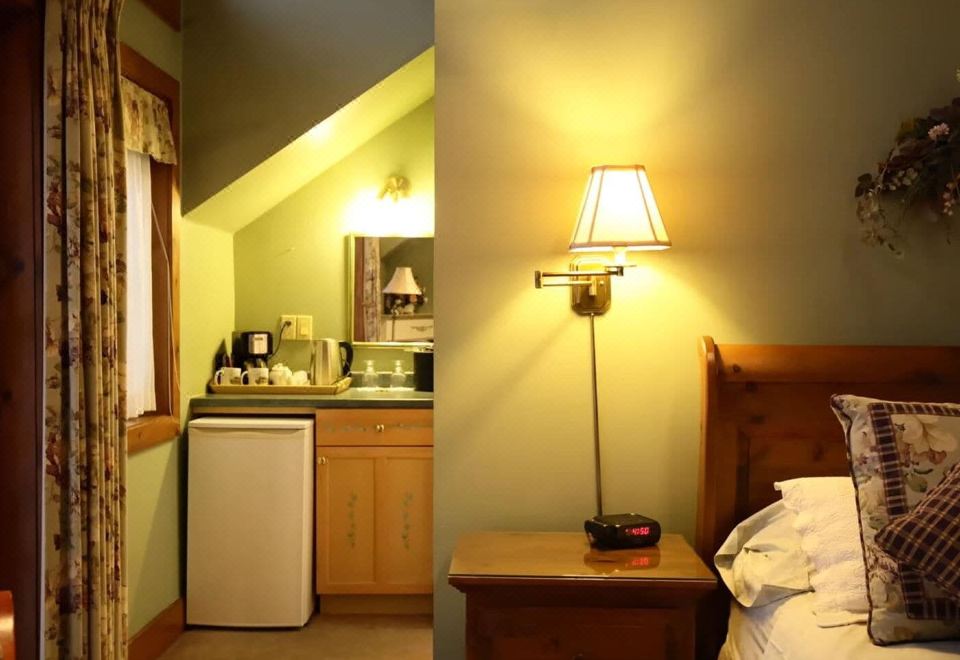 花园豪华房（1张大床，带梳化床）