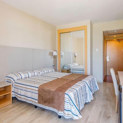 Standard Room 2 Adults + 2 Childs Hotel Best Cambrils Promo Code