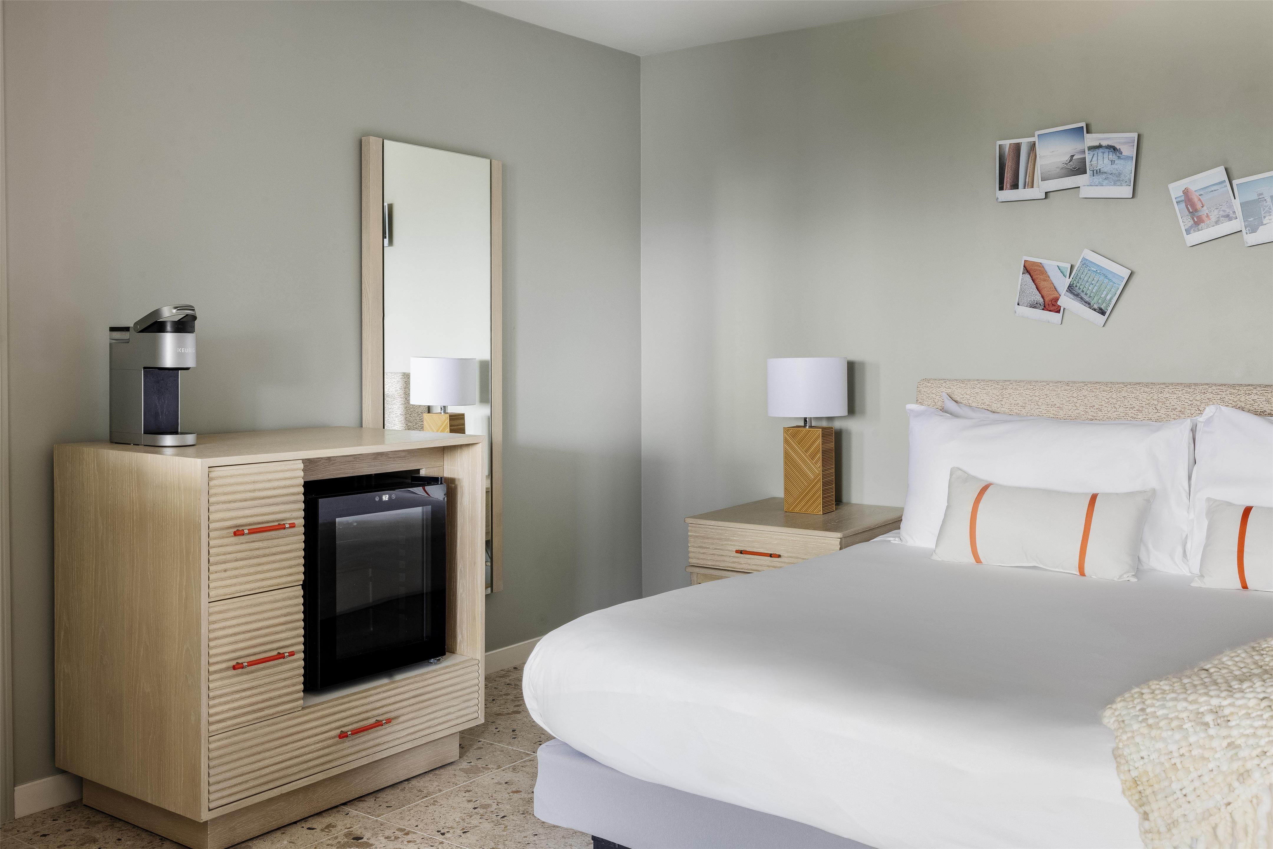 Blue Water Resort标准特大床房